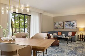 The Woodlands Resort, Curio Collection by Hilton