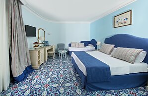 Punta Molino Beach Resort and Thermal Spa