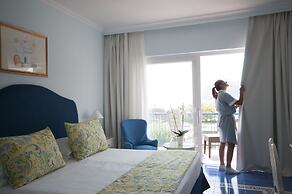 Punta Molino Beach Resort and Thermal Spa