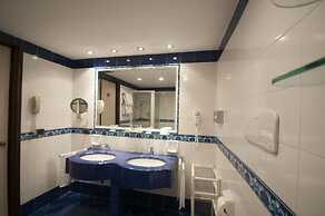 Punta Molino Beach Resort and Thermal Spa