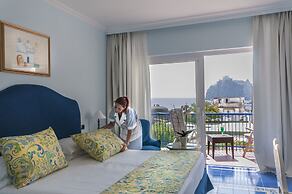 Punta Molino Beach Resort and Thermal Spa