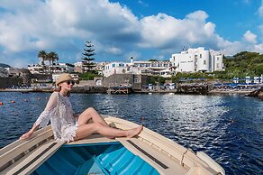 Punta Molino Beach Resort and Thermal Spa