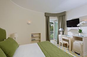 Punta Molino Beach Resort and Thermal Spa