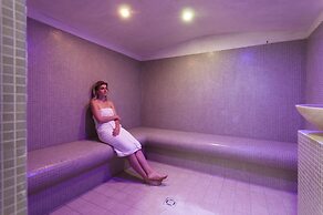 Punta Molino Beach Resort and Thermal Spa