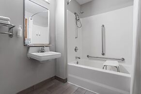 Days Inn by Wyndham Austin