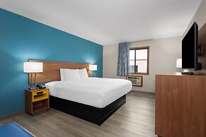 Days Inn by Wyndham Austin