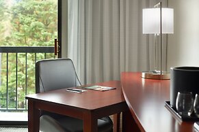 Courtyard by Marriott Nashville Airport