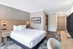 Sandman Hotel & Suites Kelowna