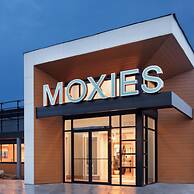 Sandman Hotel & Suites Kelowna