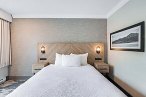 Sandman Hotel & Suites Kelowna
