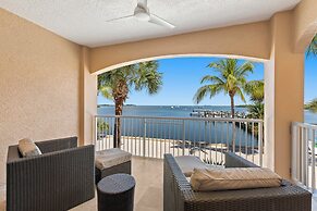 Beachside Resort & Residences