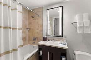 Beachside Resort & Residences