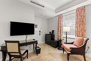 Beachside Resort & Residences