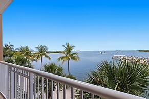 Beachside Resort & Residences