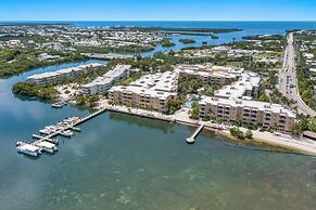 Beachside Resort & Residences