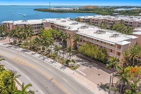 Beachside Resort & Residences