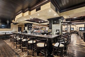 Beachside Resort & Residences