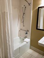 Clarion Hotel Conference Center - North