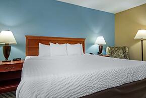 Clarion Hotel Conference Center - North