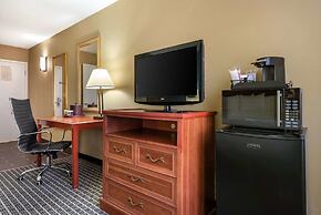 Clarion Hotel Conference Center - North