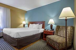 Clarion Hotel Conference Center - North