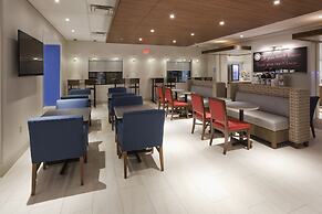 Holiday Inn Express Roseville-St. Paul by IHG