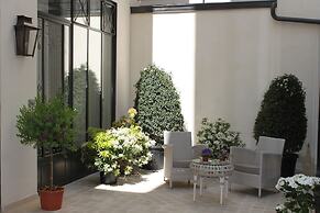 My Home in Paris Hotel