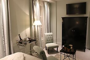 My Home in Paris Hotel