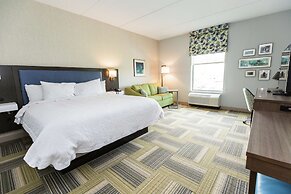 Hampton Inn & Suites Syracuse North Airport Area