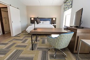 Hampton Inn & Suites Syracuse North Airport Area