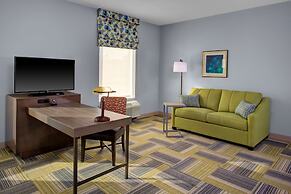 Hampton Inn & Suites Syracuse North Airport Area