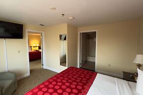 Ramada by Wyndham Seekonk Providence Area