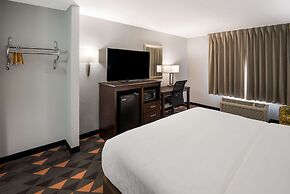 Clarion Pointe Indianapolis Northeast