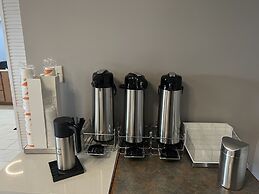 Clarion Pointe Indianapolis Northeast