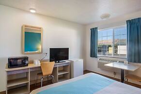 Motel 6 The Dalles, OR