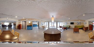 Wingate by Wyndham Lincoln Airport East