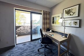 Wingate by Wyndham Lincoln Airport East