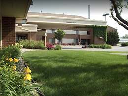 Wingate by Wyndham Lincoln Airport East