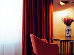 Nest Hotel Paris la Défense - MGallery Collection