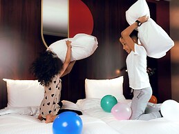 Nest Hotel Paris la Défense - MGallery Collection
