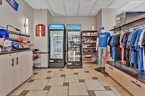 Buffalo Airport Hotel