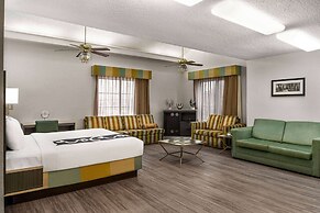 La Quinta Inn by Wyndham Victoria