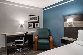La Quinta Inn by Wyndham Victoria