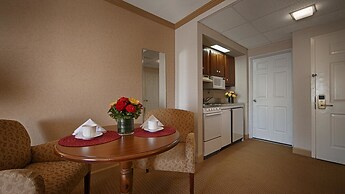 Best Western PLUS Morristown Inn-Florham Park