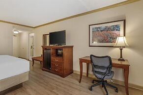 Best Western PLUS Morristown Inn-Florham Park
