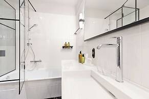 Hotel Astoria Vienna, Curio Collection by Hilton