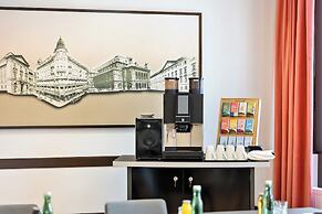 Hotel Astoria Vienna, Curio Collection by Hilton