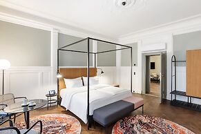 Hotel Astoria Vienna, Curio Collection by Hilton