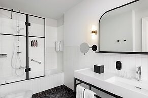 Hotel Astoria Vienna, Curio Collection by Hilton