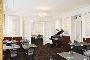 Hotel Astoria Vienna, Curio Collection by Hilton